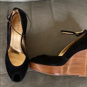 Brand new Guess peep toe wedges
